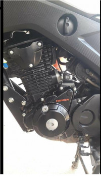 Honda CB Hornet 160R