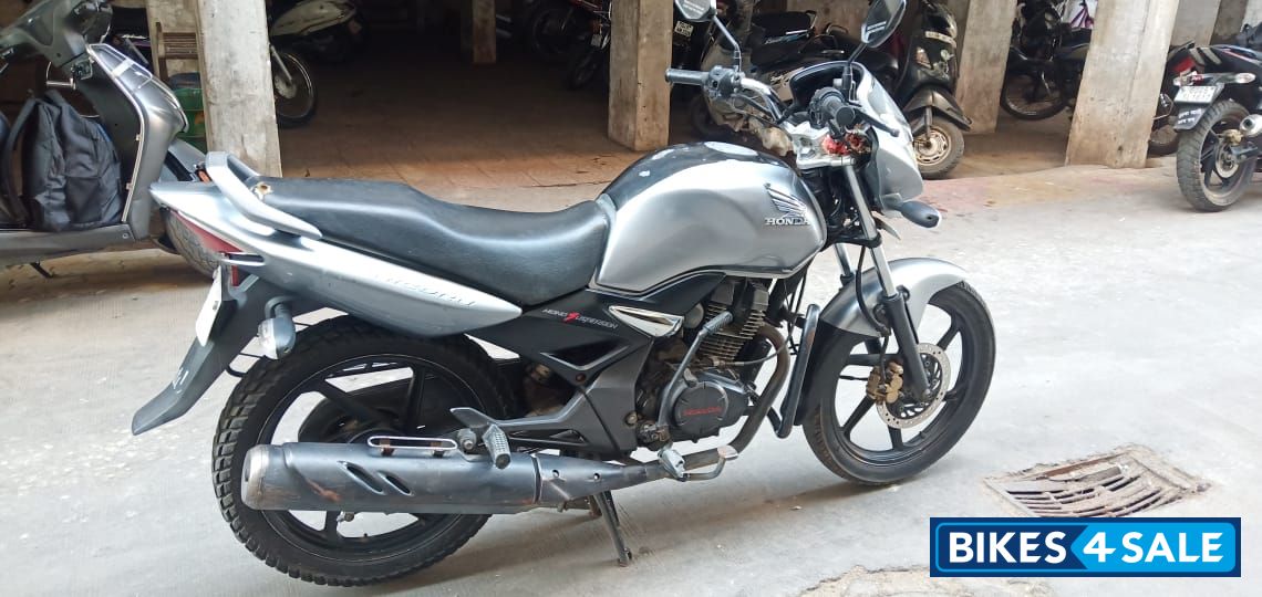 Used 2014 Model Honda Cb Unicorn For Sale In Surat Id 262730