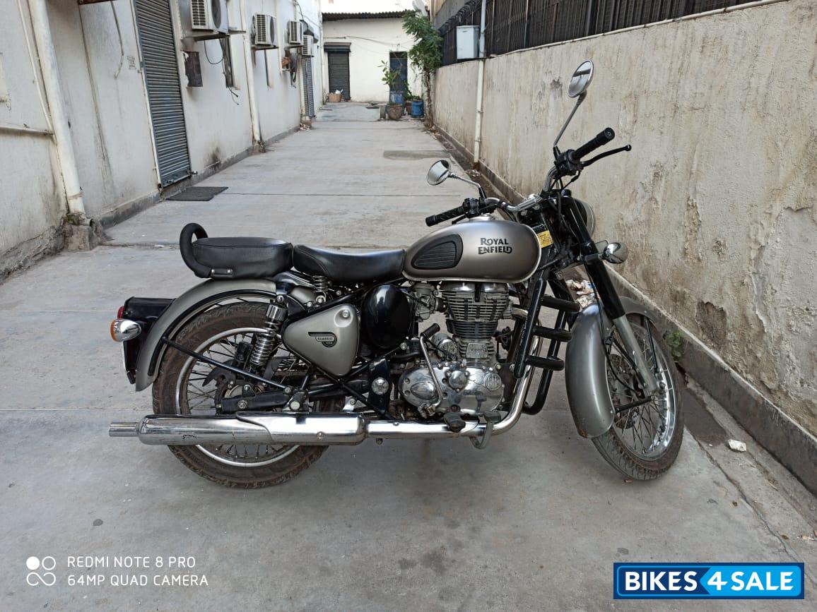 Royal Enfield Classic Gunmetal Grey