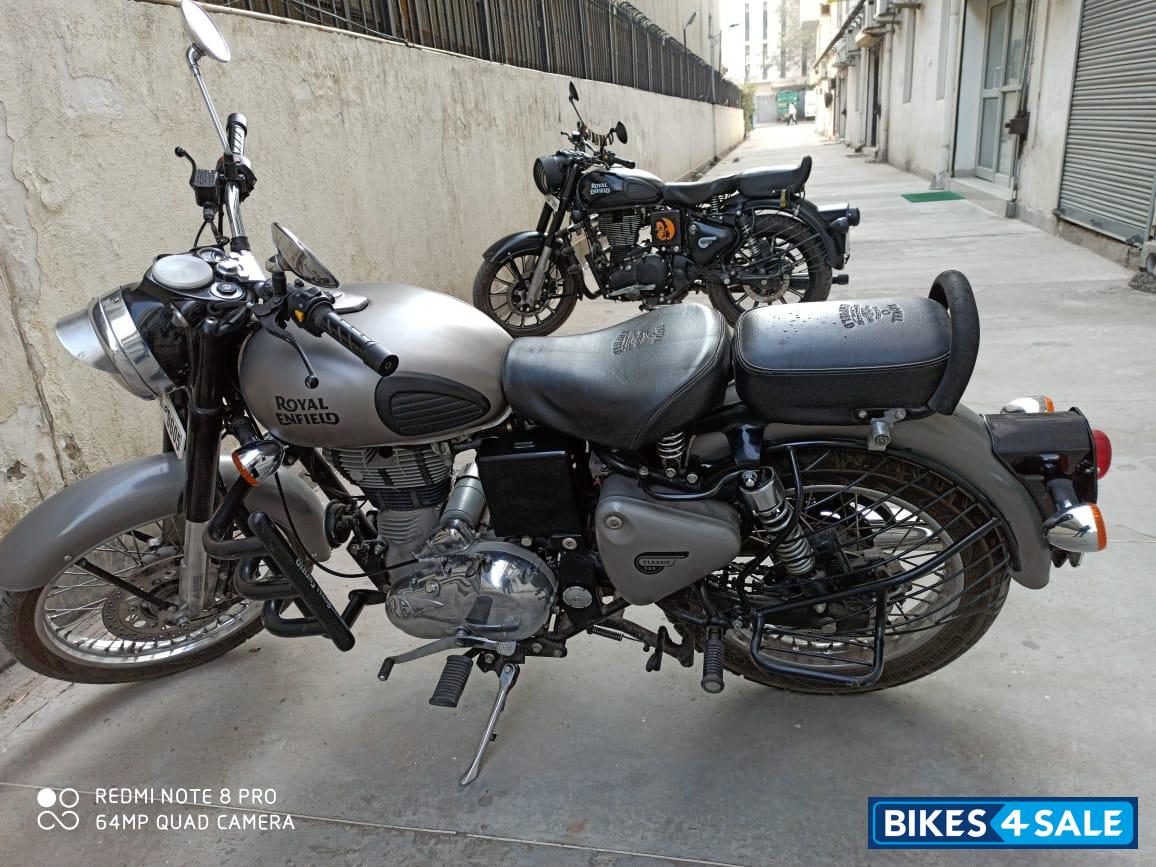Royal Enfield Classic Gunmetal Grey