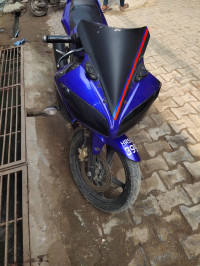 Blue Yamaha YZF R15