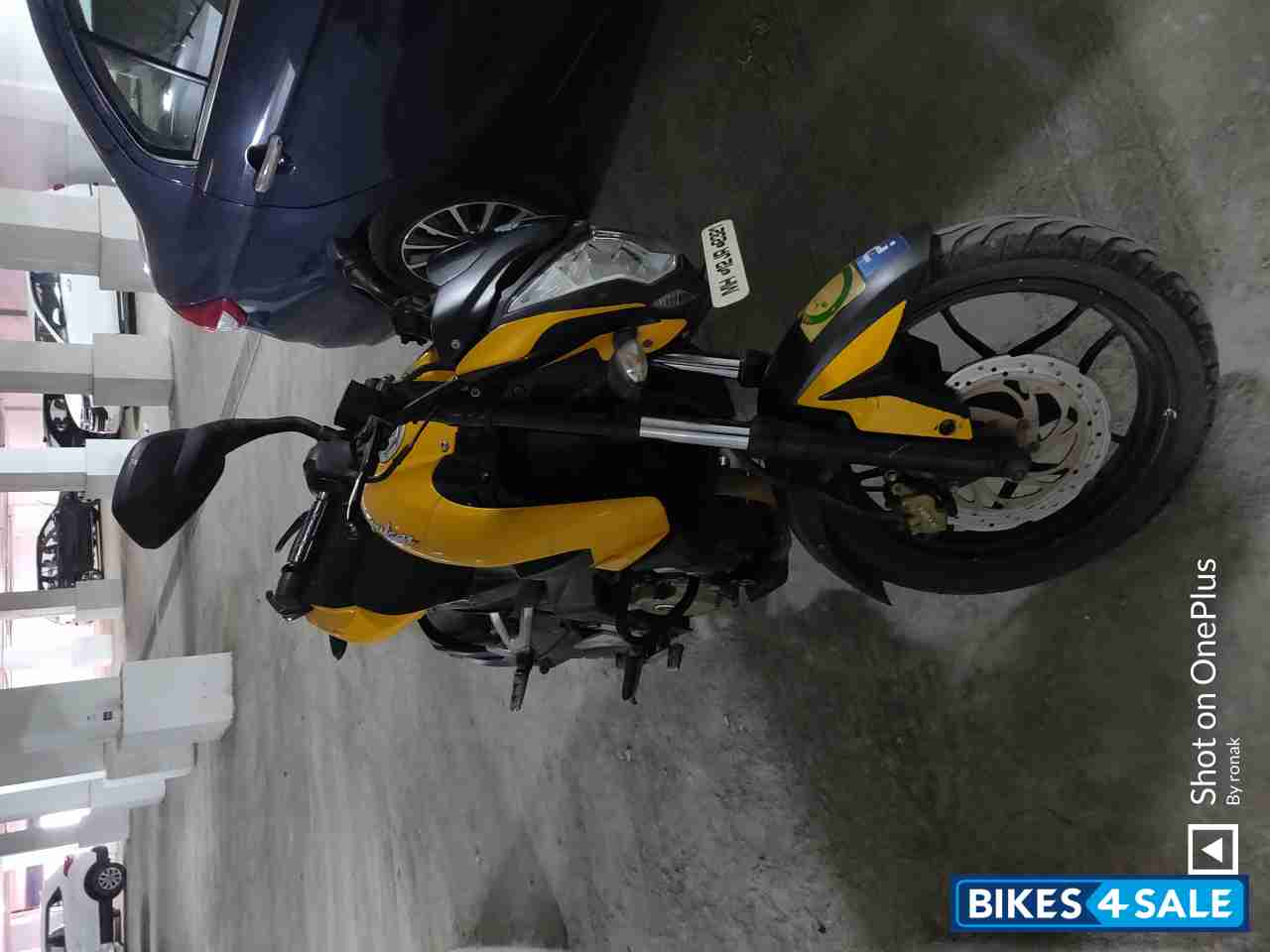 Yellow Bajaj Pulsar 200 NS