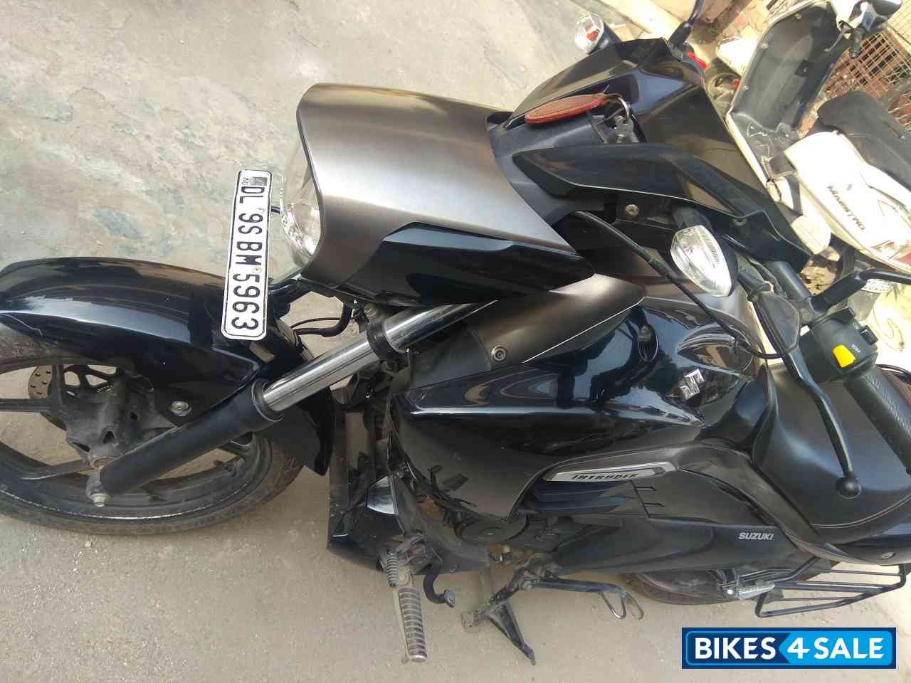 Black Suzuki Intruder 150