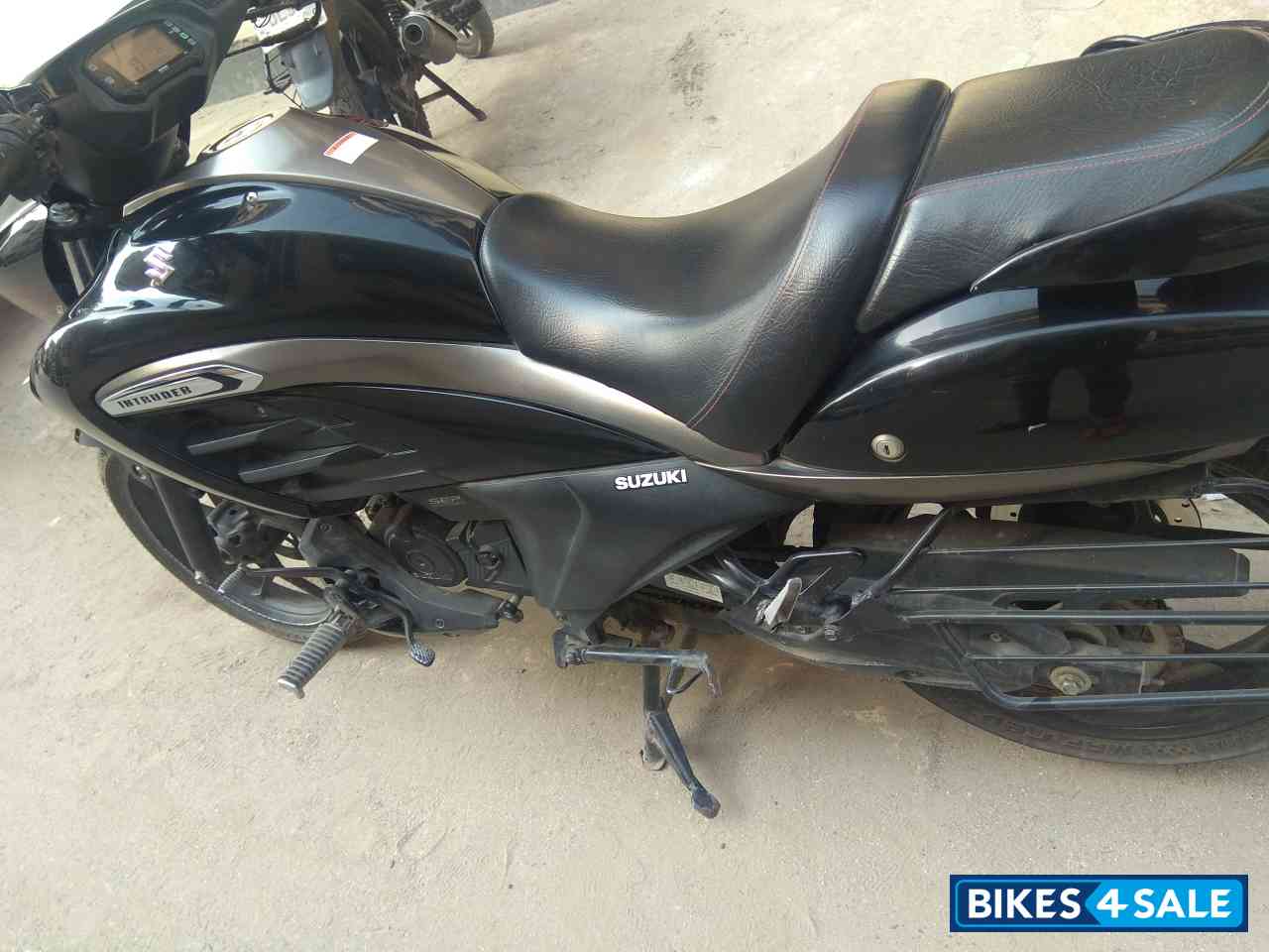 Black Suzuki Intruder 150