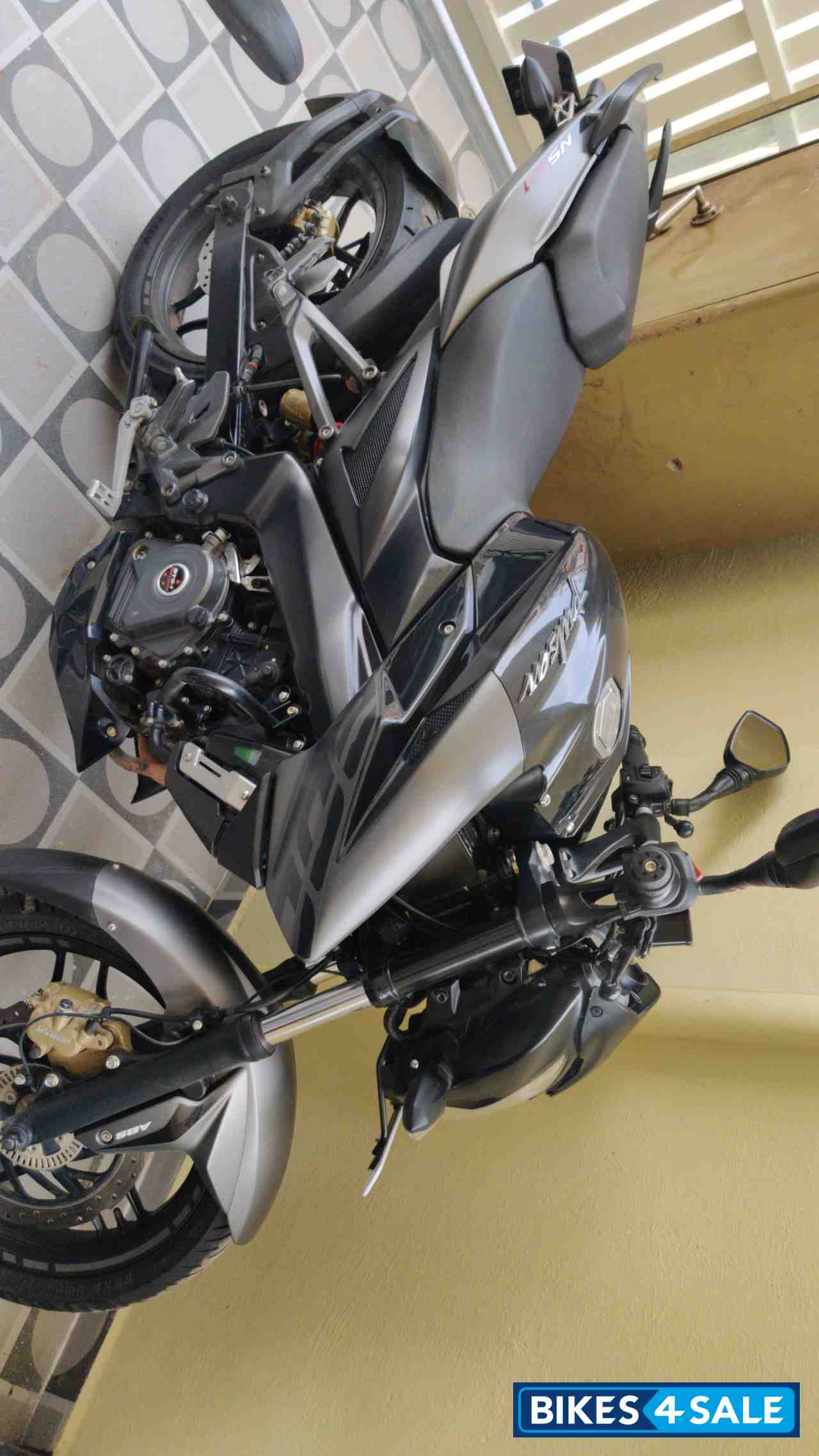 Bajaj Pulsar 200 NS ABS Bajaj Pulsar 200 NS ABS
