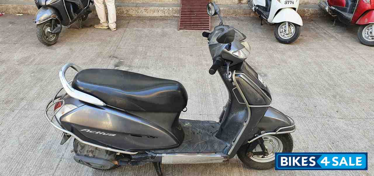 Grey Honda Activa