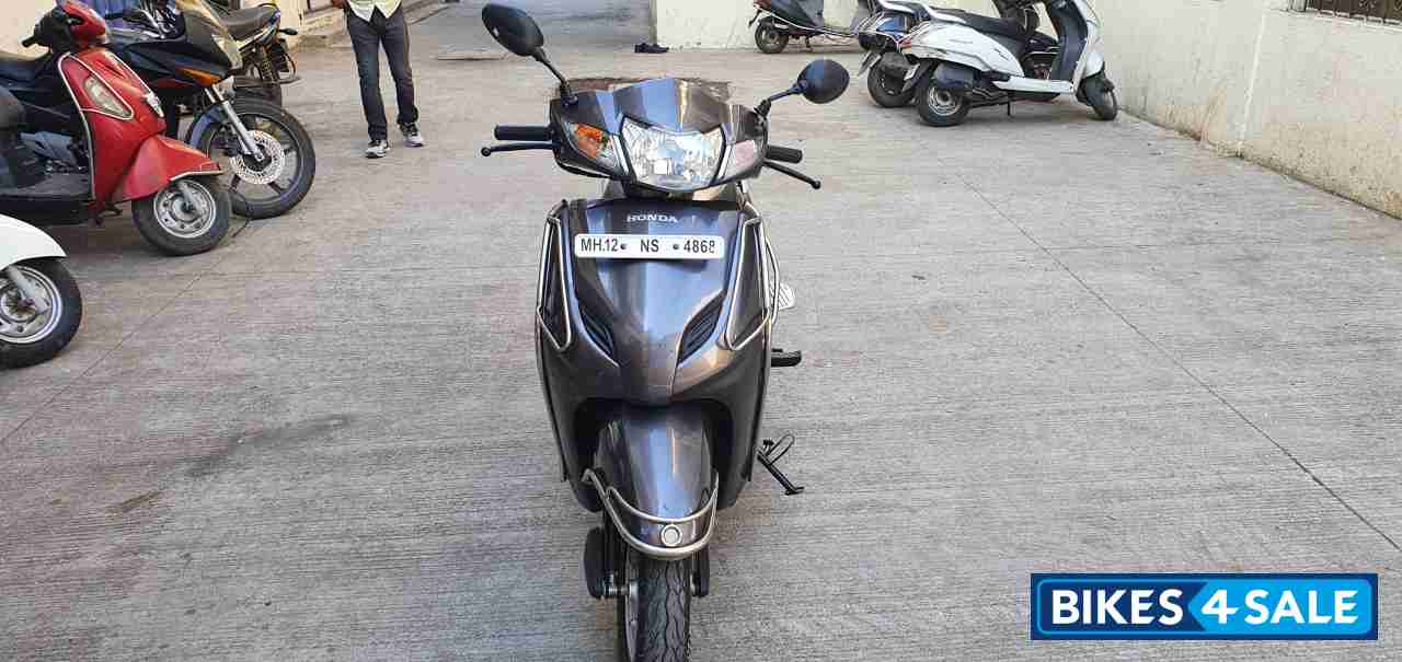 Grey Honda Activa 3G