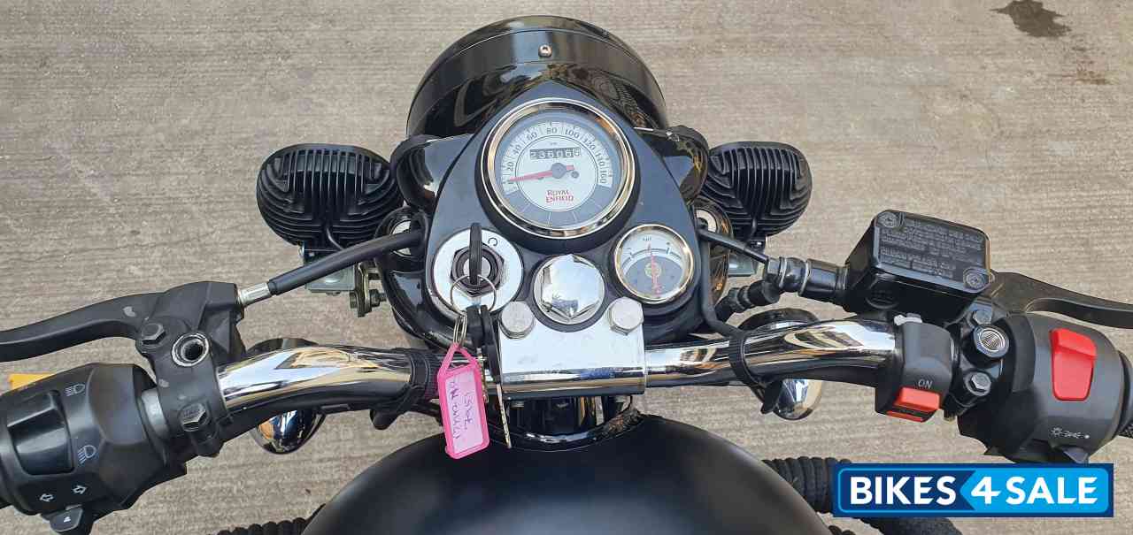 Black Royal Enfield Classic 350