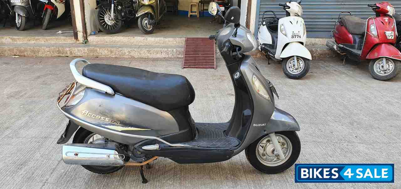 Grey Suzuki Access 125