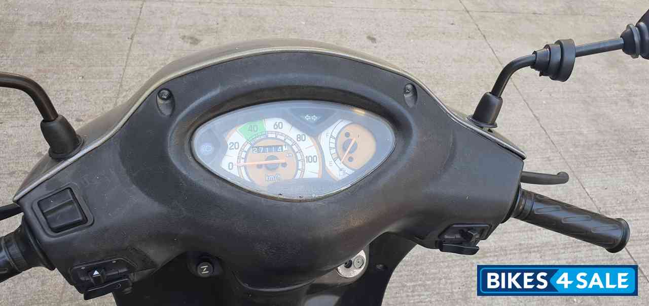 Grey Suzuki Access 125