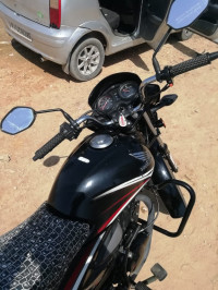 Black Honda CB Shine