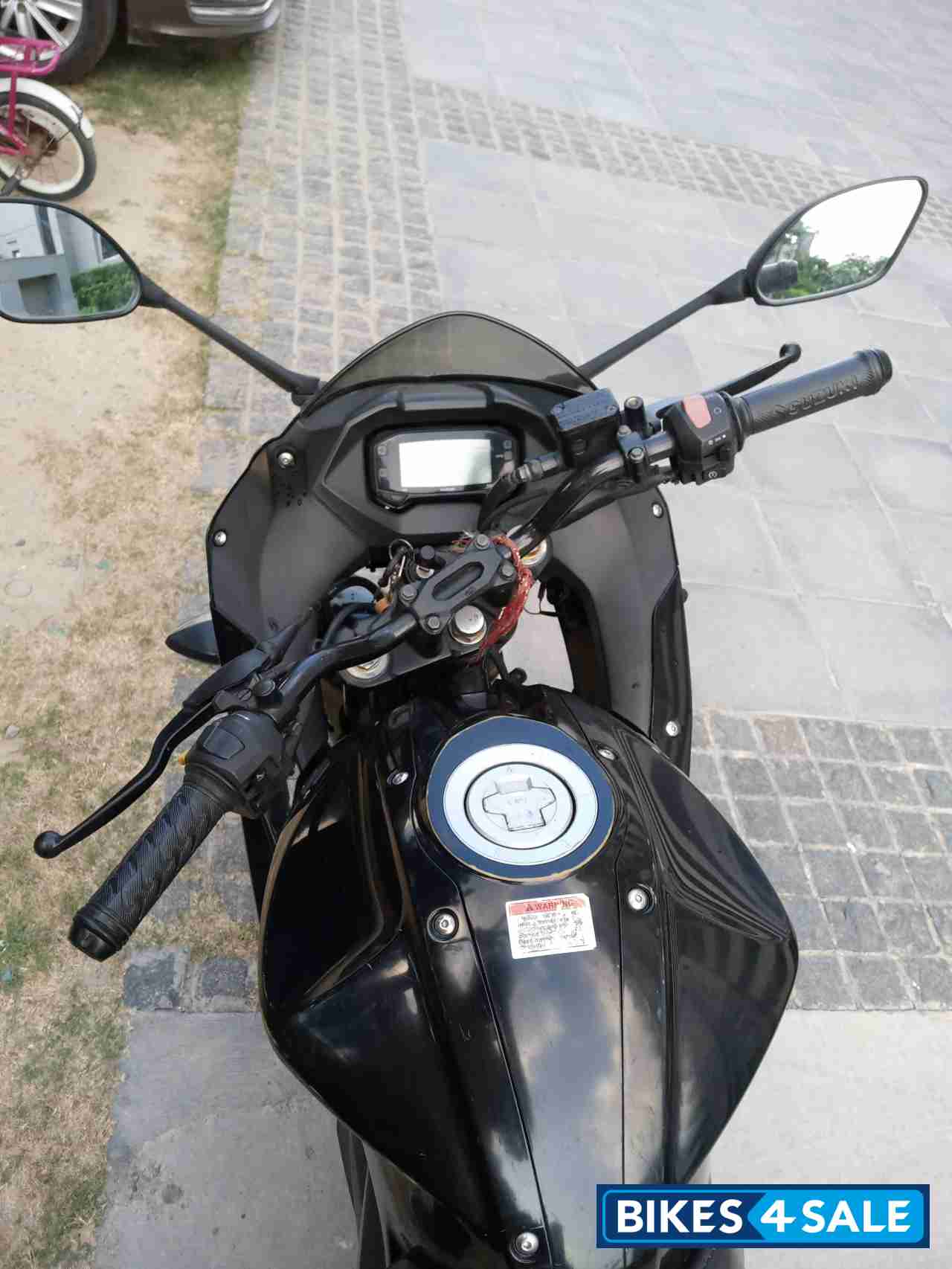 Black Grey Suzuki Gixxer SF