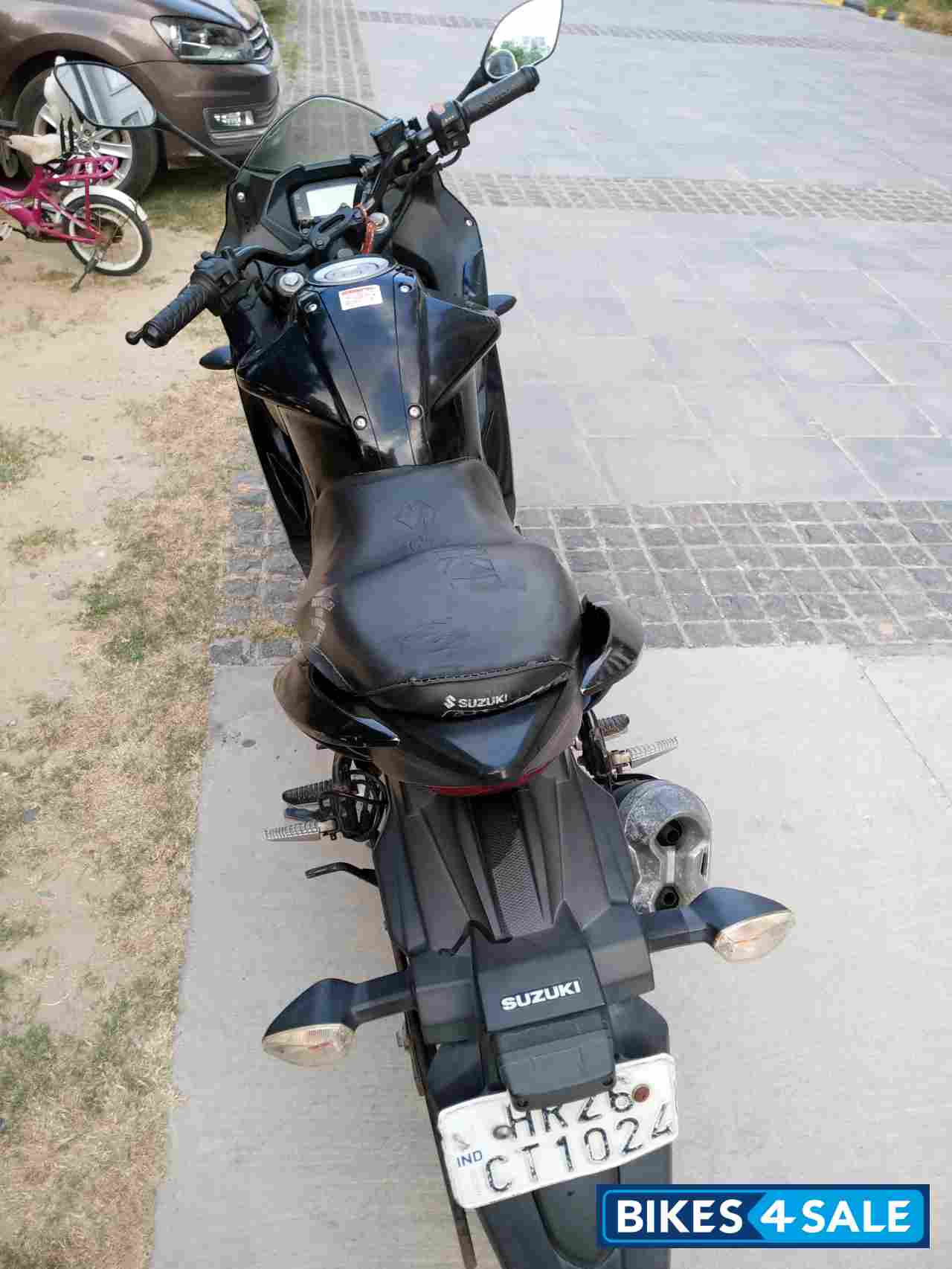 Black Grey Suzuki Gixxer SF