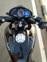 Black Bajaj Pulsar 200 NS