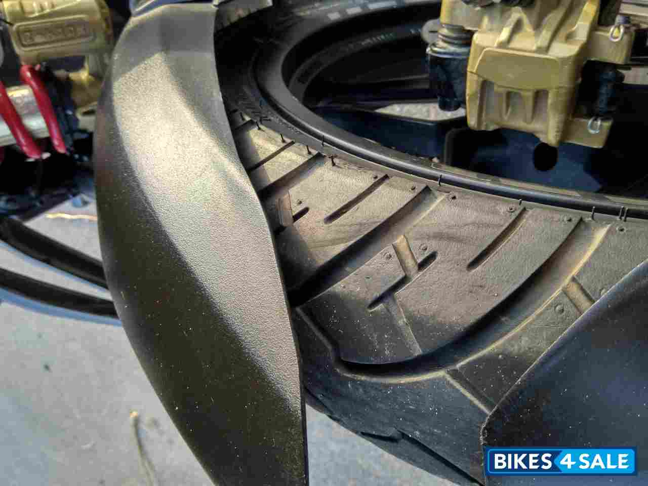 Black Bajaj Pulsar 200 NS