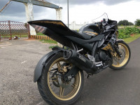 Black & Gold Spl Yamaha YZF R15