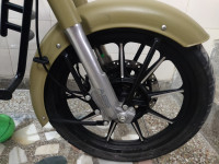 Signals Stormrider Sand Royal Enfield Classic Signals Stormrider Sand