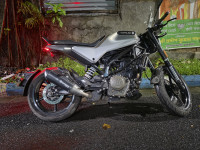 Ash Husqvarna Vitpilen 250
