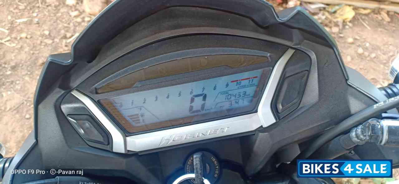 Honda CB Hornet 160R