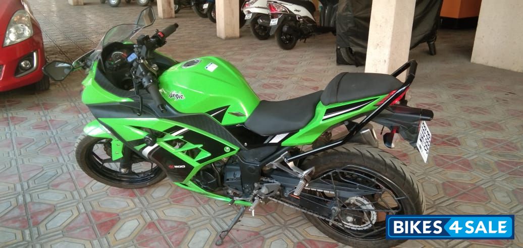 Kawasaki Ninja 300R