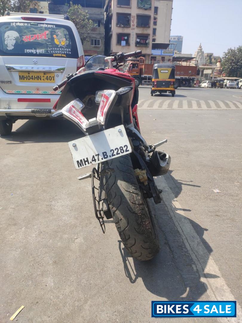 Bajaj Pulsar RS 200