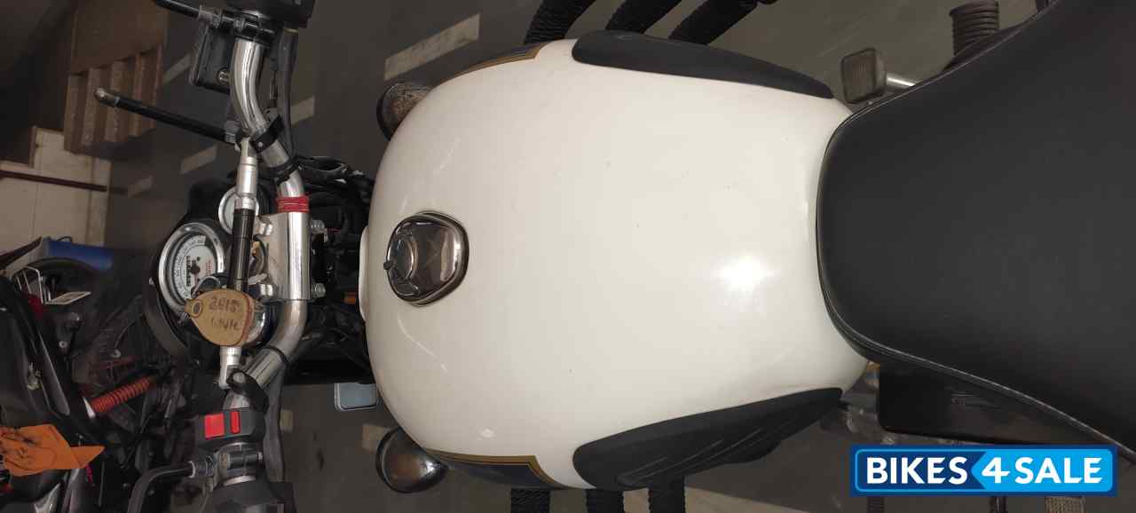 Ash Royal Enfield Classic 350 Ash Royal Enfield Classic 350