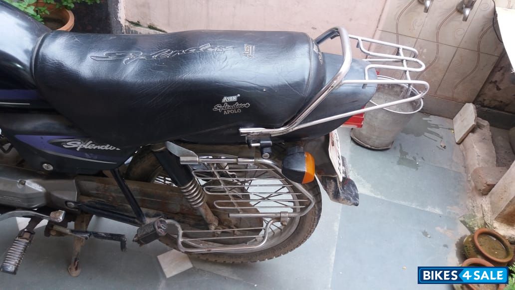 Black/blue Hero Splendor