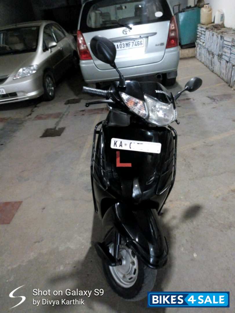 Black Honda Activa