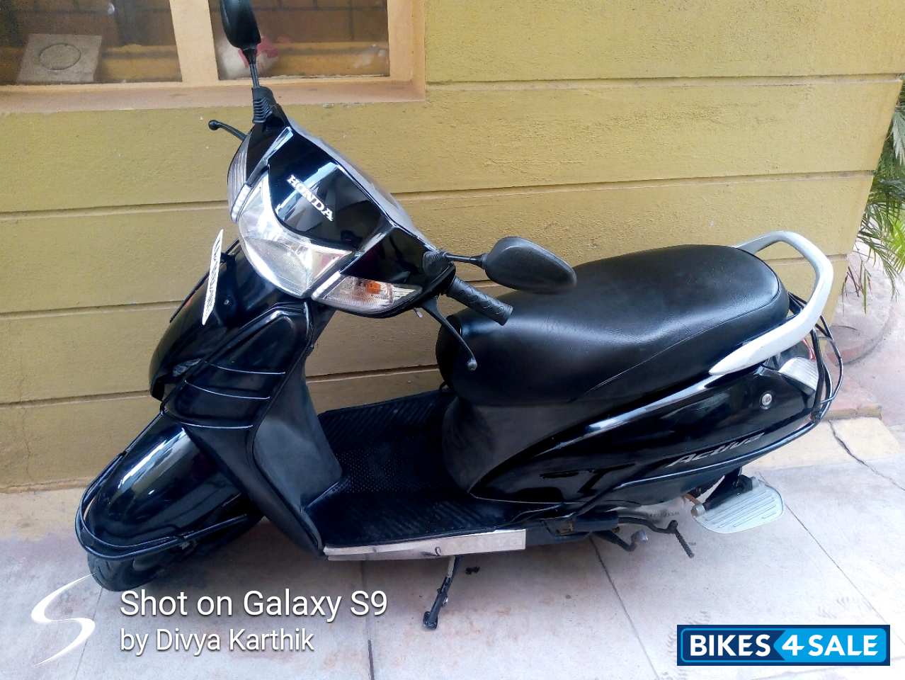 Black Honda Activa Black Honda Activa