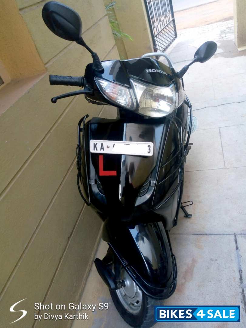 Black Honda Activa Black Honda Activa