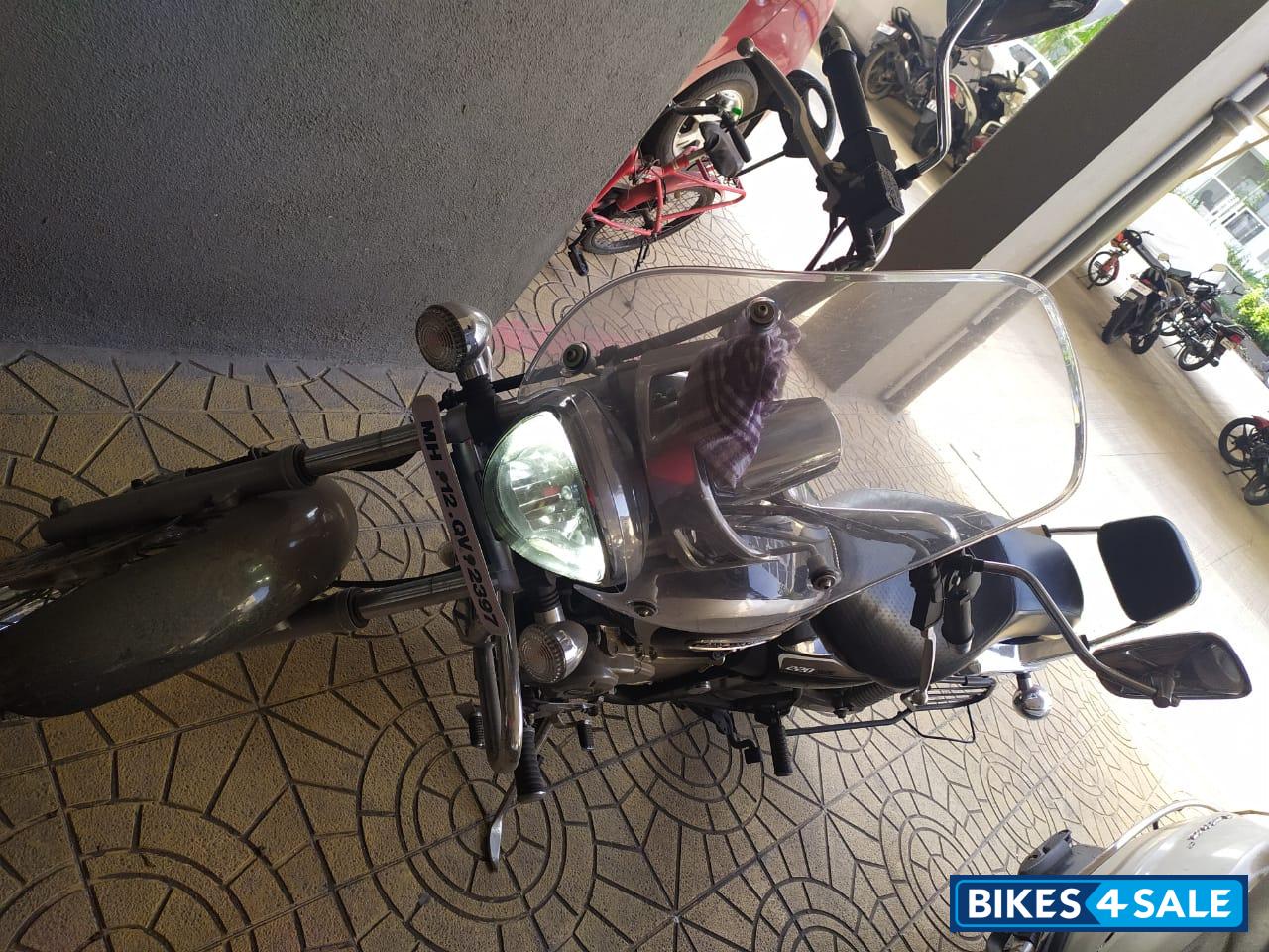 Bajaj Avenger Cruise 220 Bajaj Avenger Cruise 220