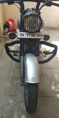 Silver Royal Enfield Classic 350