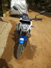 Blue/white Dual Tone Suzuki Gixxer 150