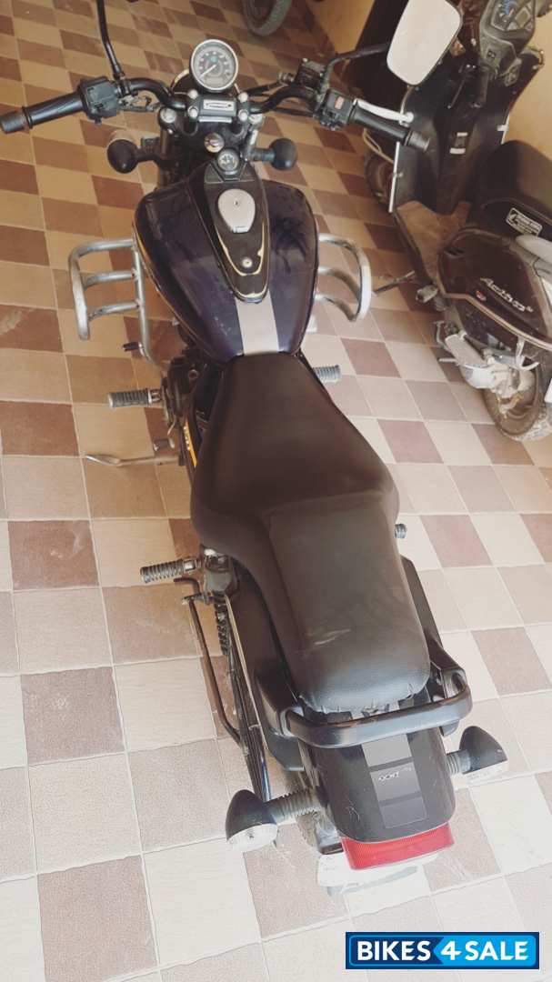 Bajaj Avenger Street 150