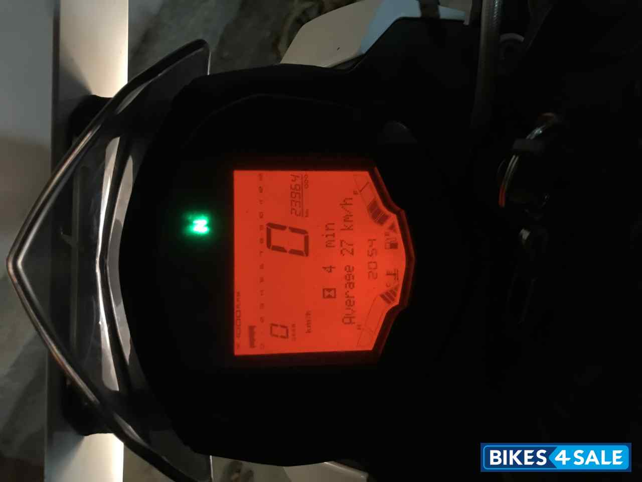 White Orange KTM Duke 200