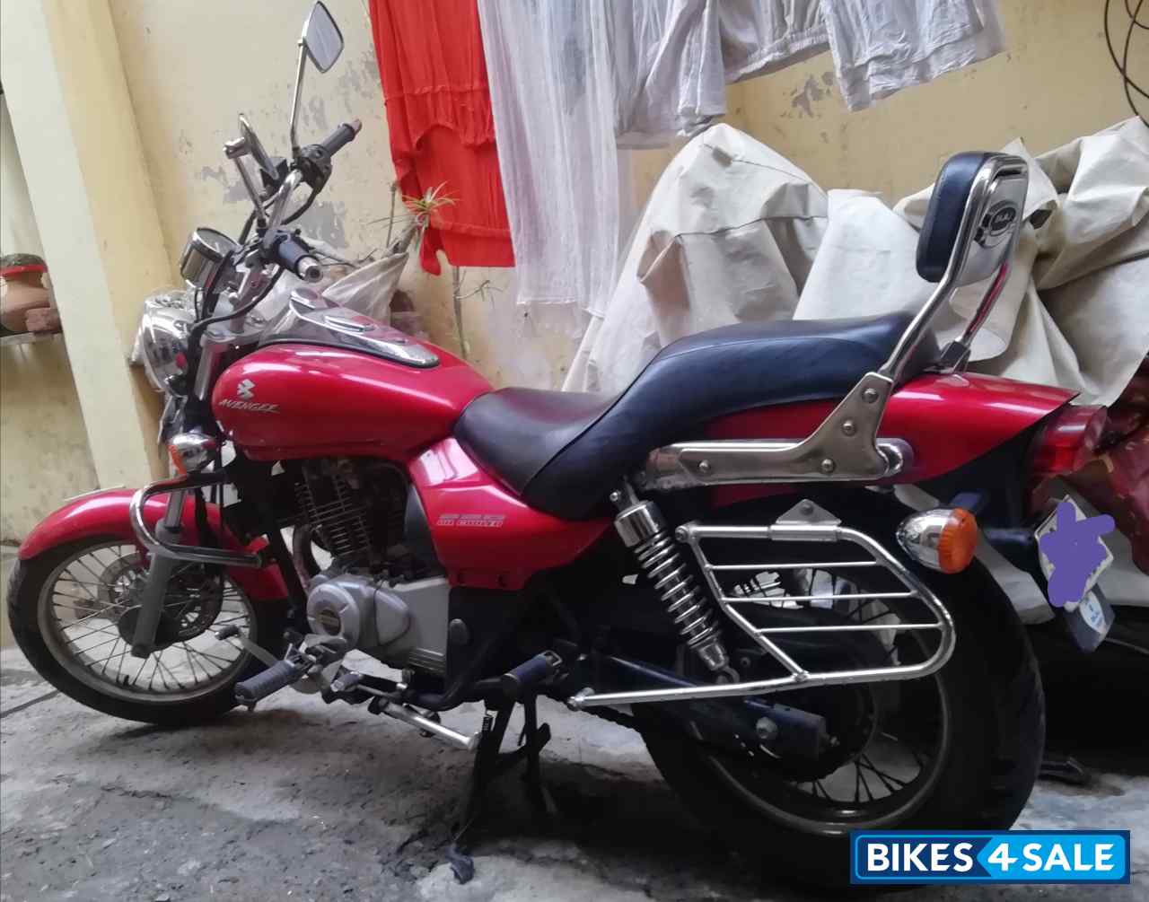 Bajaj Avenger Cruise 220