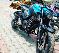 Blue Yamaha FZ25