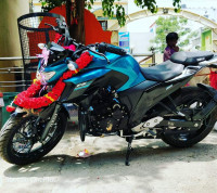 Blue Yamaha FZ25