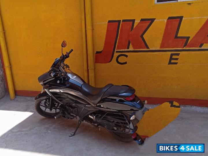 Black Suzuki Intruder 150