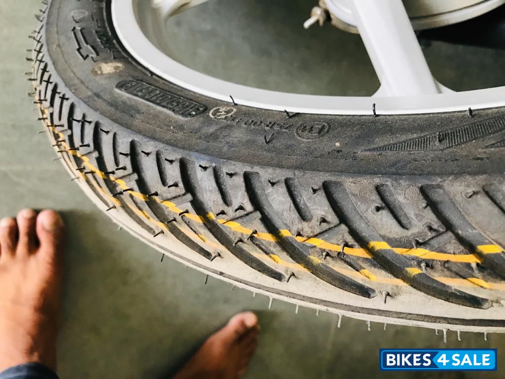 Bajaj Platina 100 ES