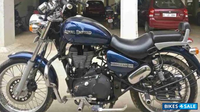 Blue Royal Enfield Thunderbird 500