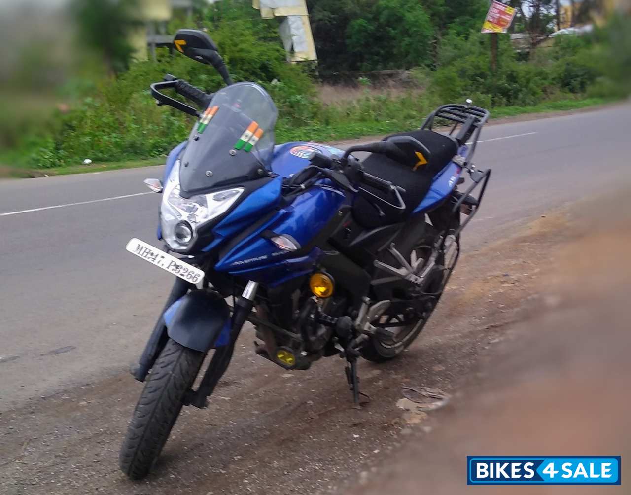 Blue Bajaj Pulsar AS 200