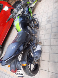 Black & Green Yamaha Fazer