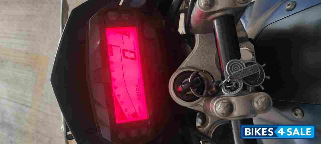 Blue Yamaha FZ-S FI V2