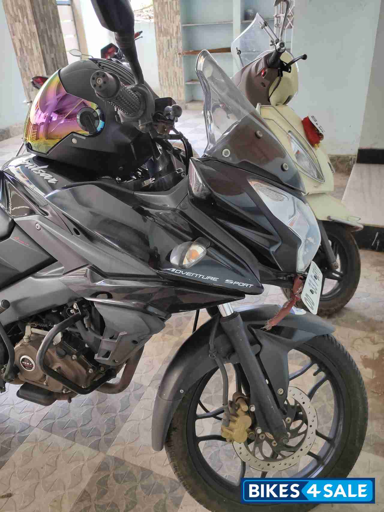 Black Bajaj Pulsar AS 150