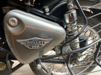 Royal Enfield Bullet 500