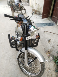 Silver Royal Enfield Classic 350