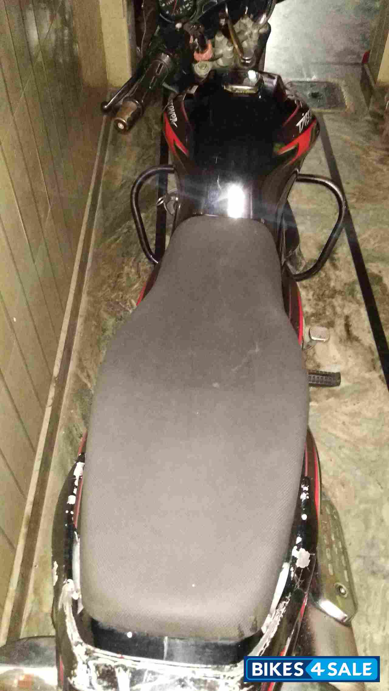 Bajaj Discover DTSi 125