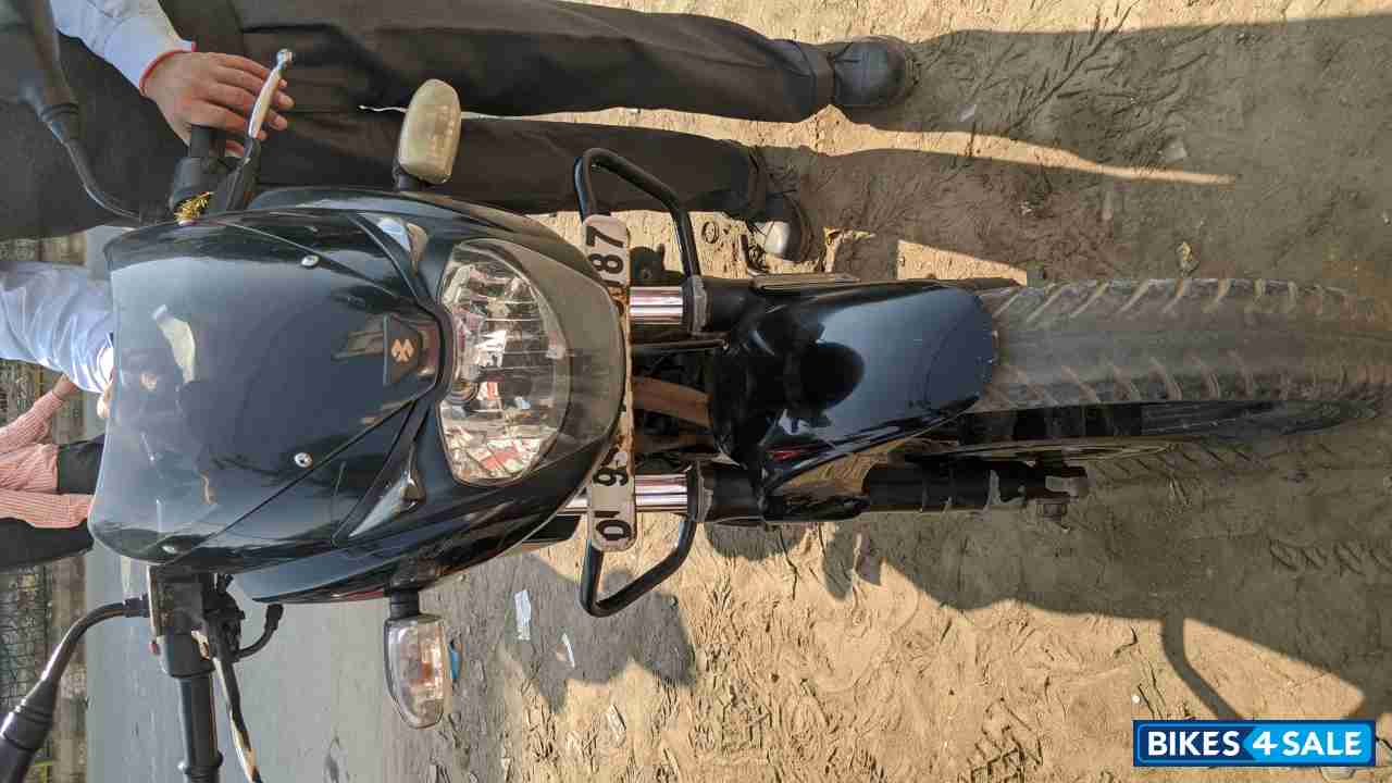 Black Bajaj Pulsar 180 DTSi