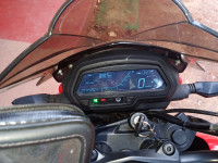 Red Bajaj Dominar 2018 disc and dual abs